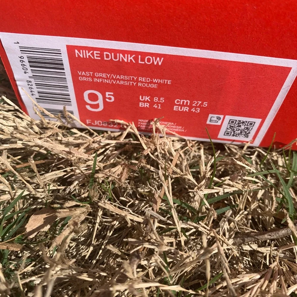 Nike Dunks Low Sz 9.5 mens 11 women - Picture 7 of 9